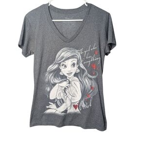 Disney Ariel Little Mermaid Graphic V-Neck Gray T-Shirt Red Glitter Hearts EUC